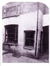 13 Millers Court. It was here that Thomas Bowyer discovered the grisly remains of Mary Jane Kelly.